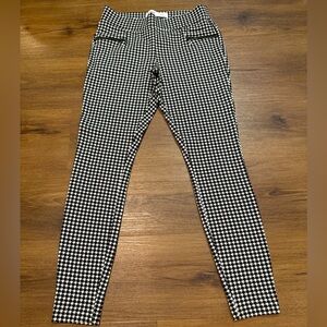 Woman's Old Navy High-Waisted Stevie Houndstooth Zip-Pocket Stretch Pants Size S